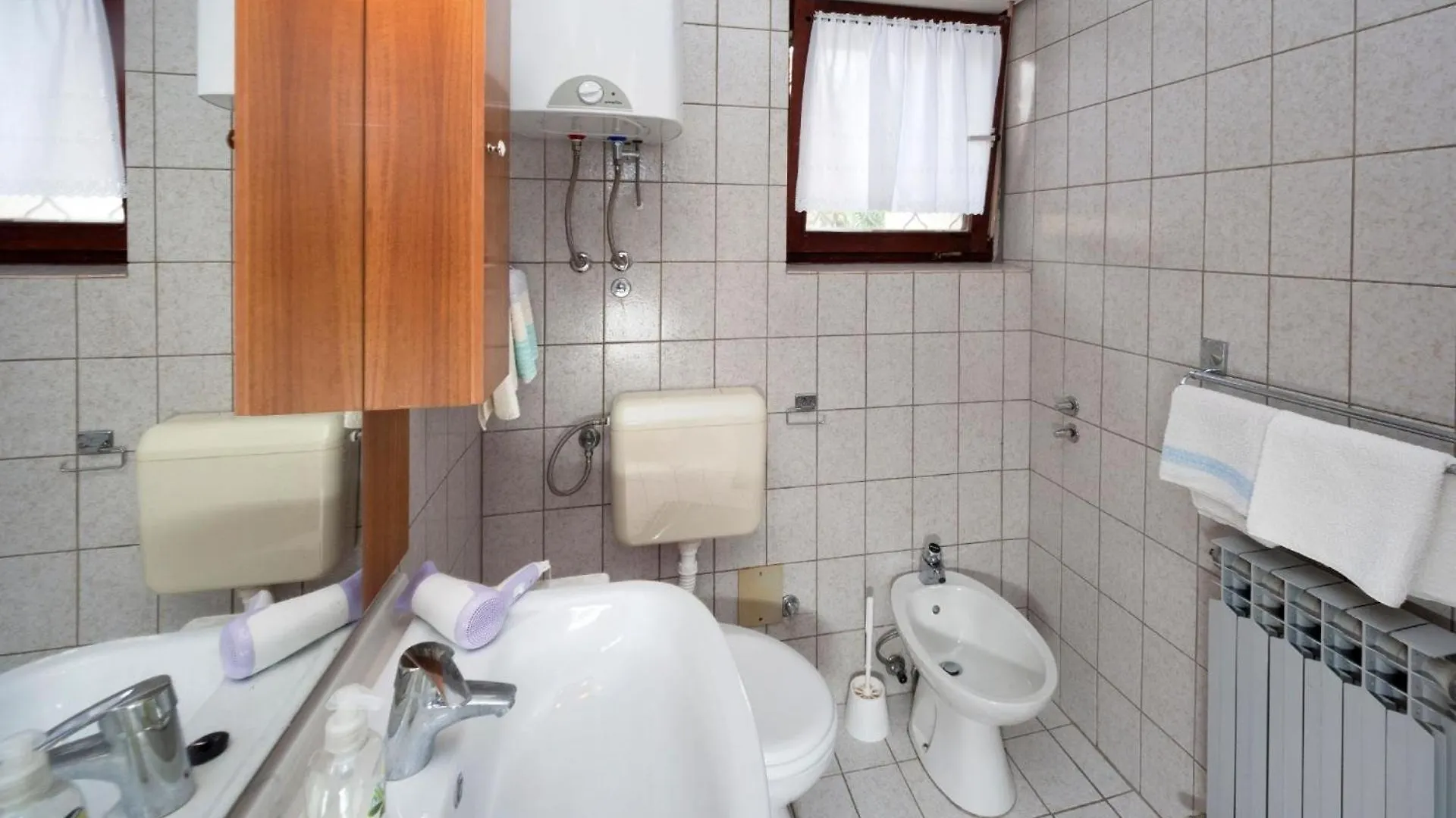 Komfortable Ferienwohnung In Crikvenica Mit Grill, Terrasse Und Garten
